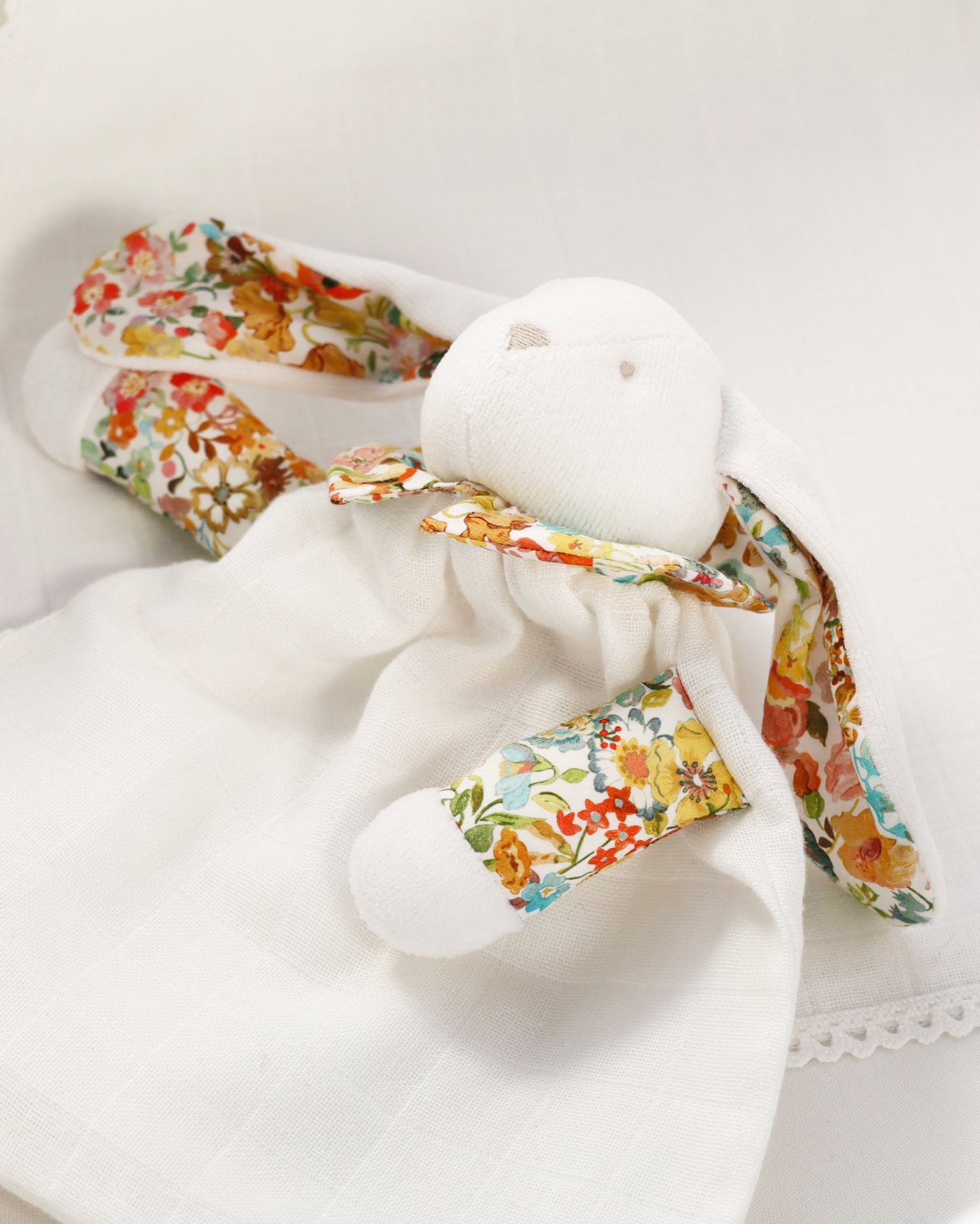 Doudou Lapin Liberty Fleurs