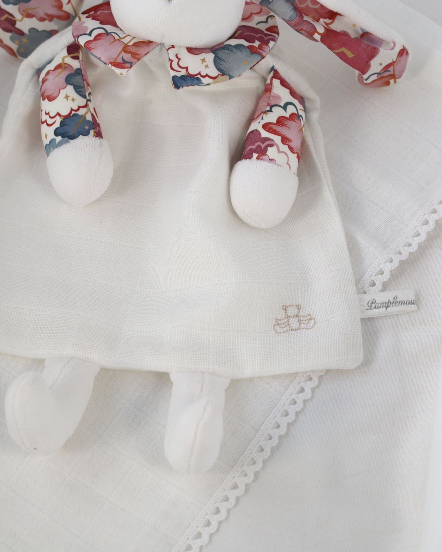 Doudou Lapin Liberty Nuages