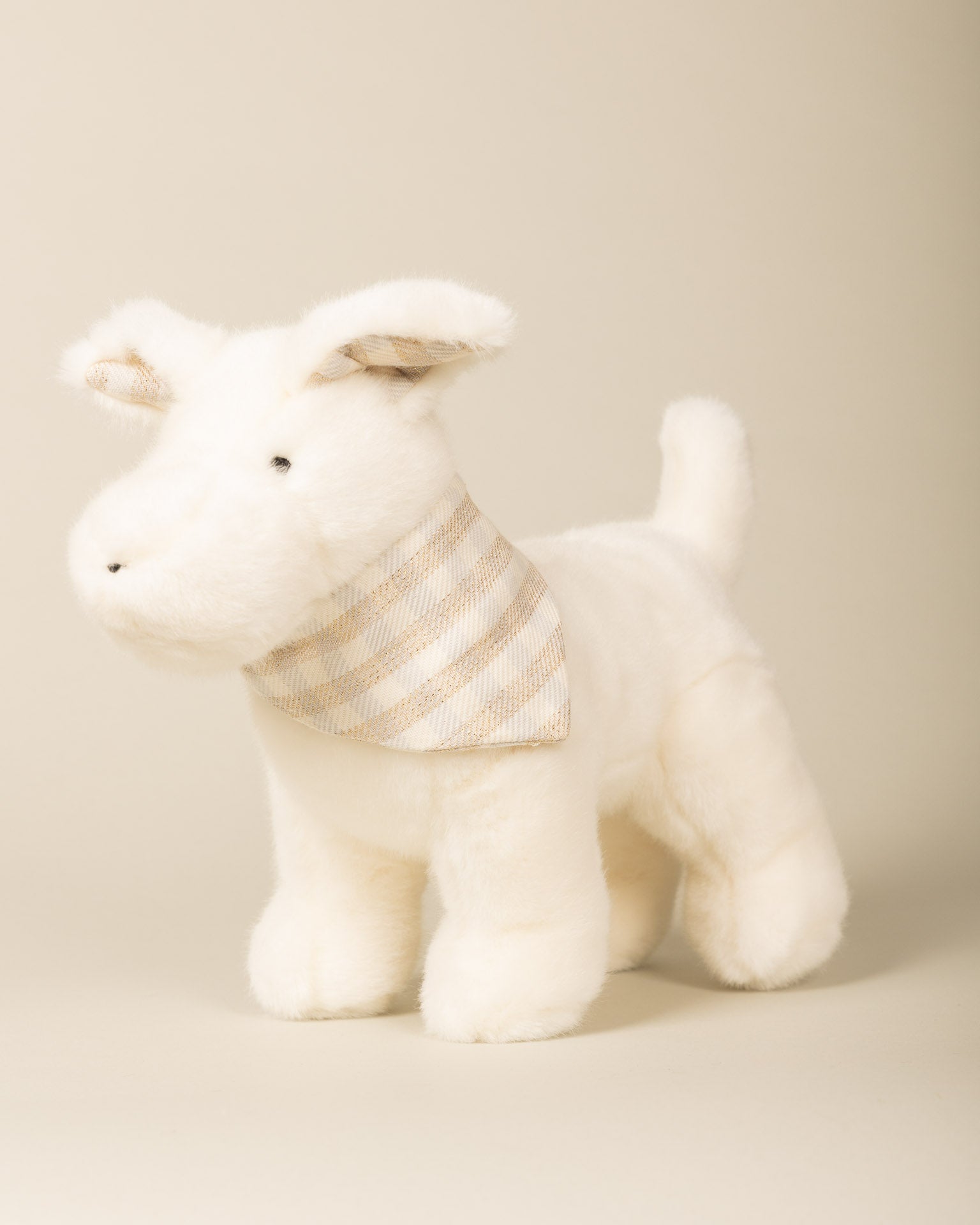 Peluche Chien Oscar Blanc Foulard Vichy Blanc