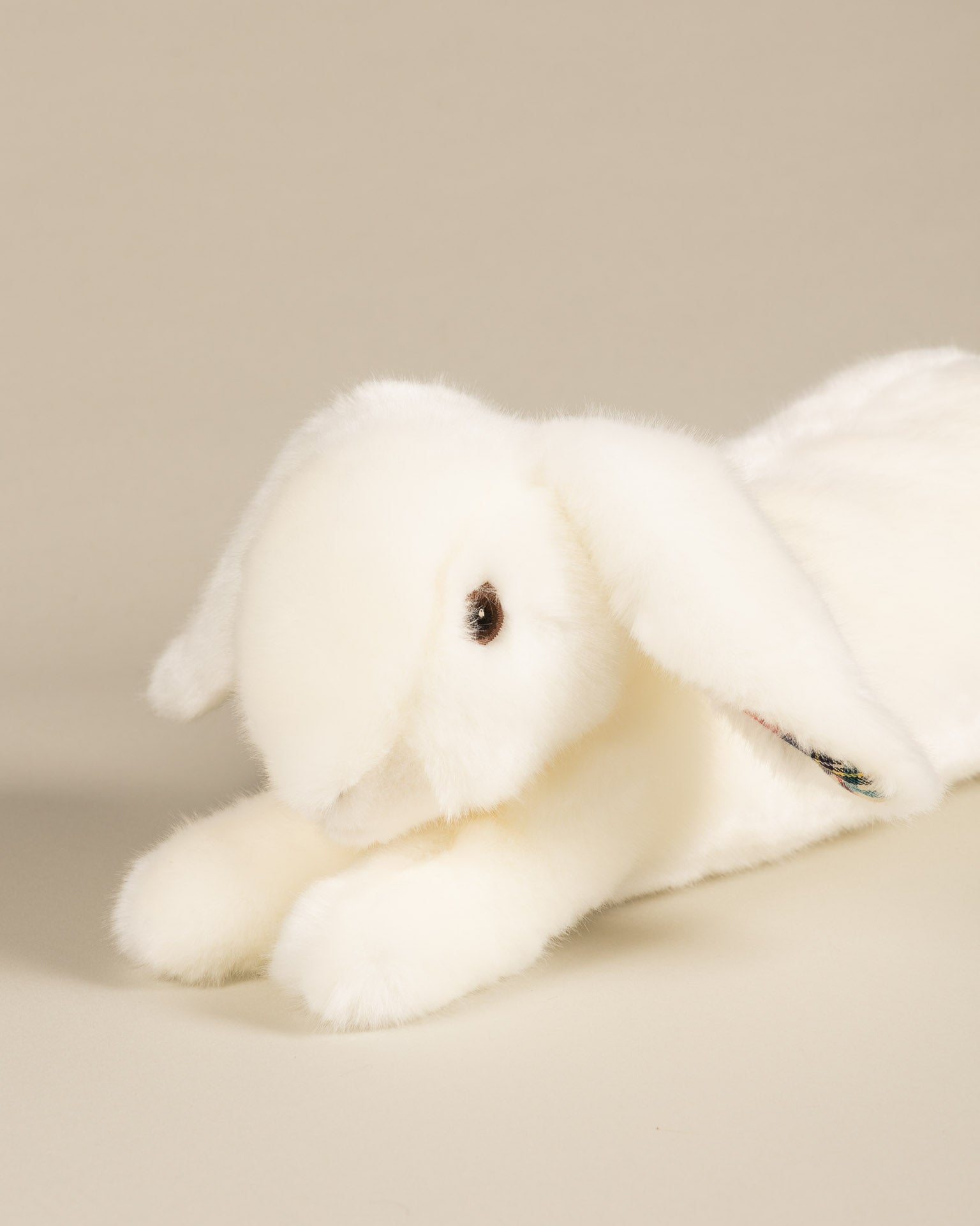 Lapin en Peluche Martin Blanc Ecossais