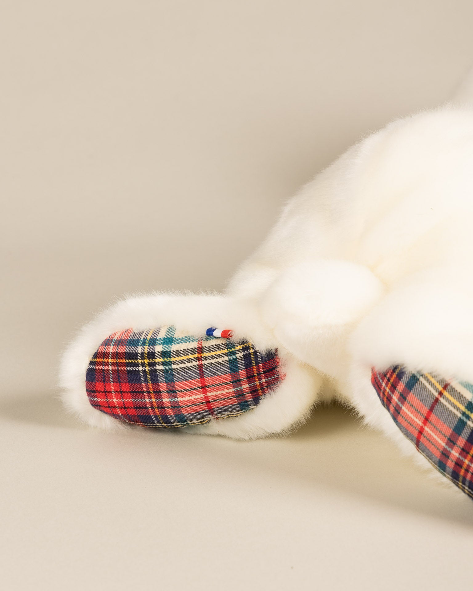 Lapin en Peluche Martin Blanc Ecossais