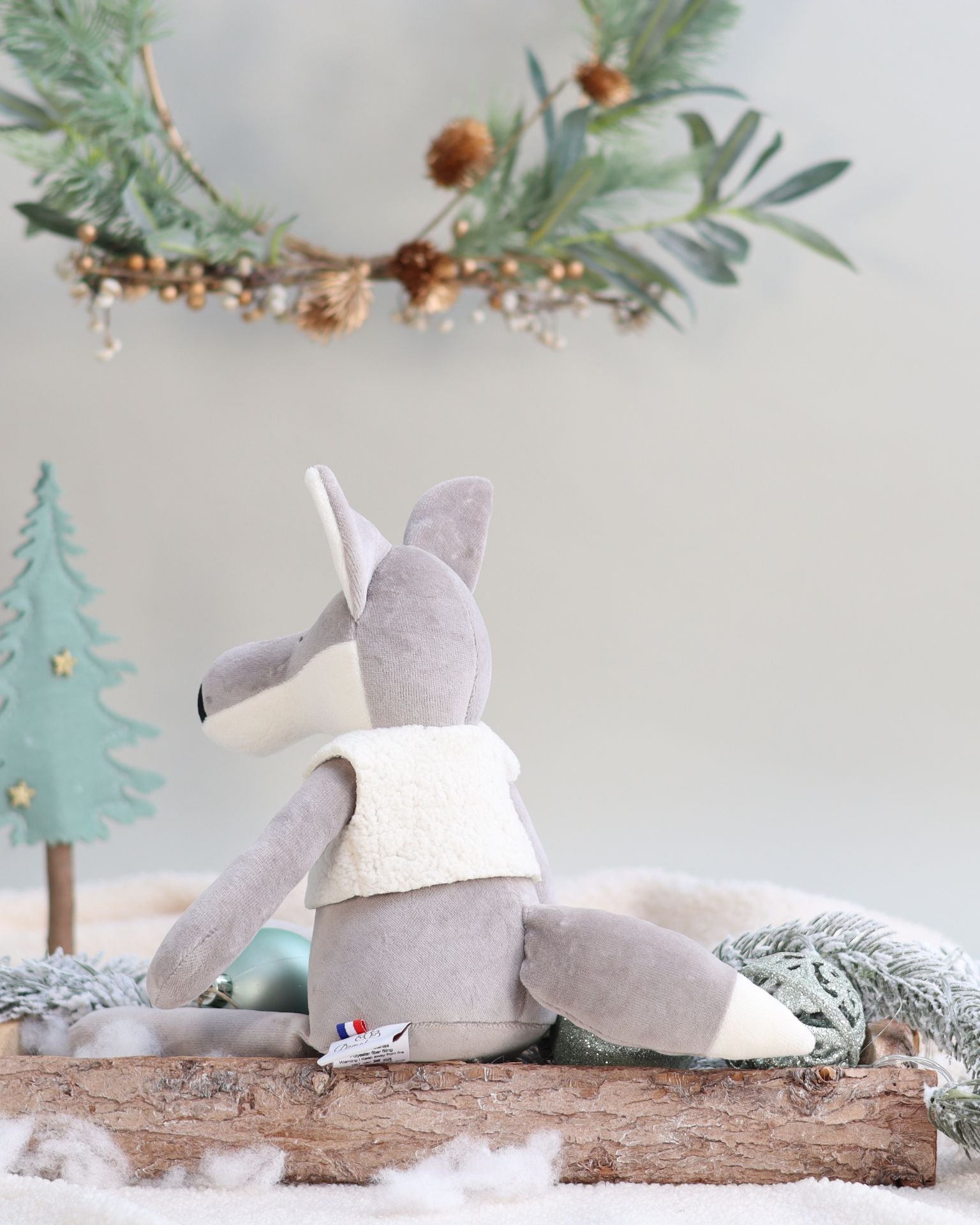 Poupée le loup Henri