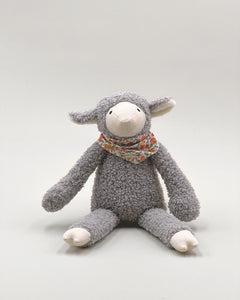 Poupée Le mouton Gaston