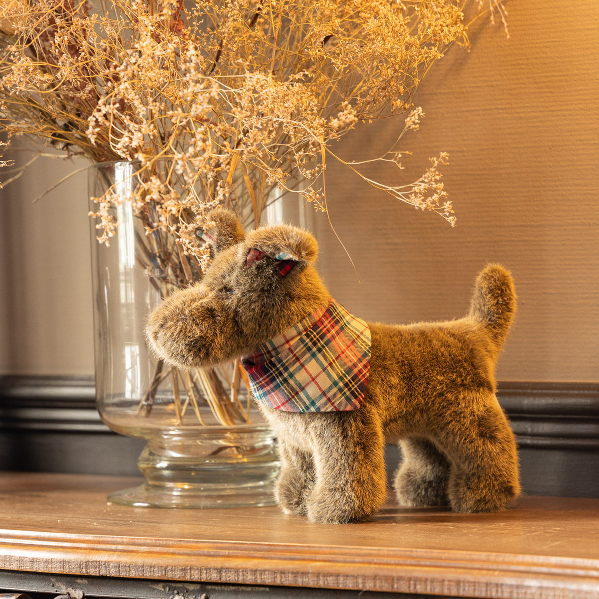 Peluche Chien De Noël « Oscar » Avec Bonnet Rouge Et Pull - Marque By J Line, Parfait état