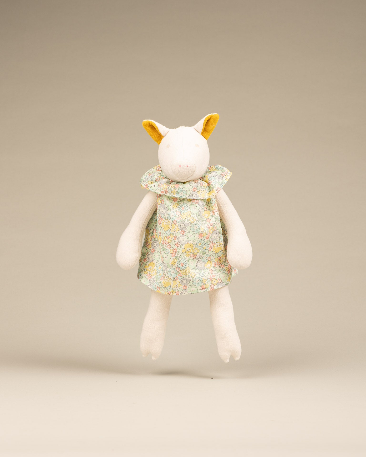 Poupée en tissu   Anémone le cochon
